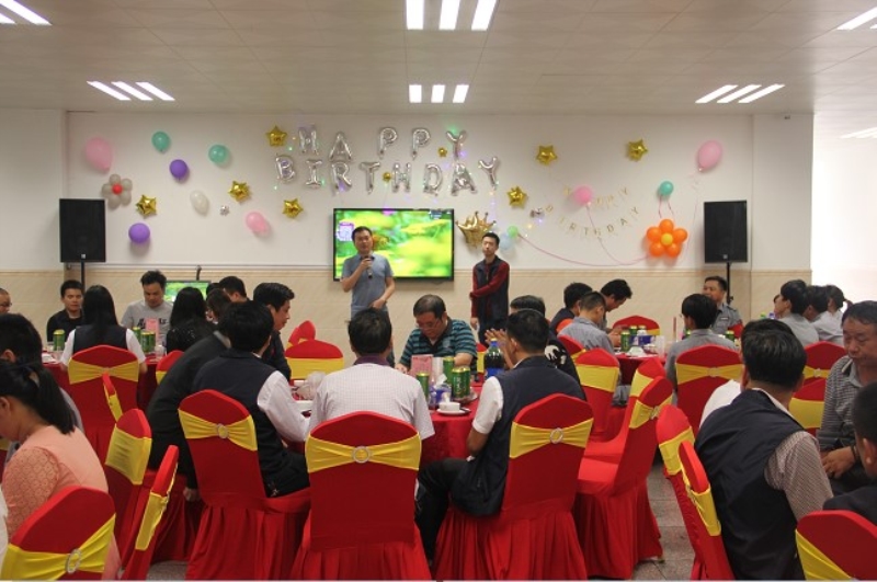 员工生日会